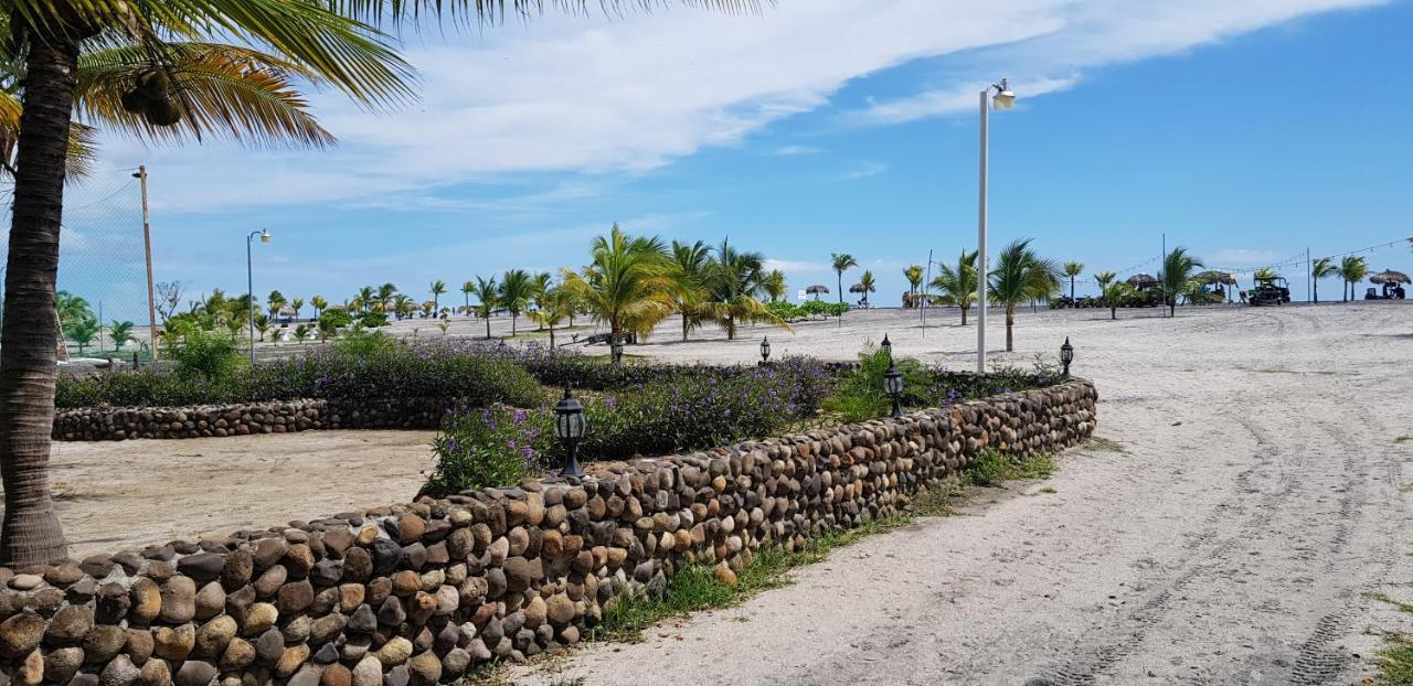 Playa Blanca Towncenter Suite - No Incluye Comidas エクステリア 写真